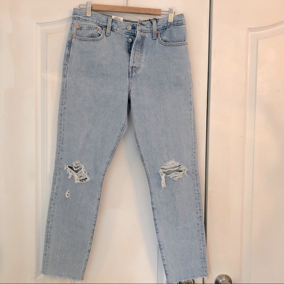 Levi's Denim - Levi’s High Rise Wedgie Jean Size 29